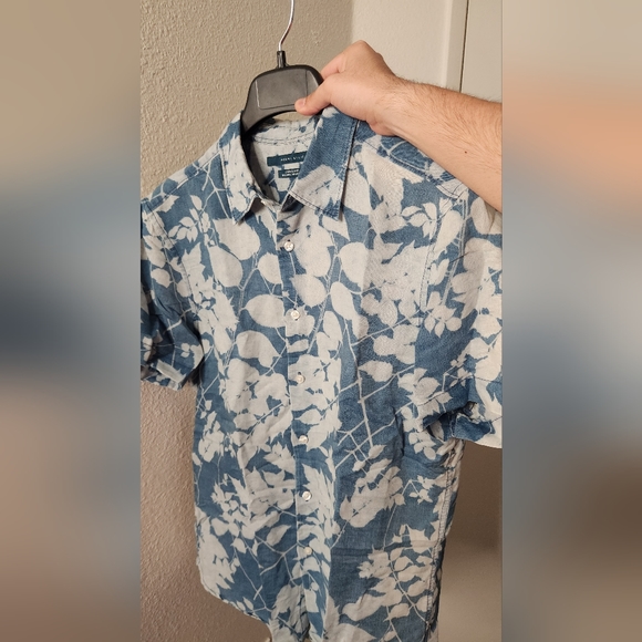 Perry Ellis Linen Blend Shirt - Picture 2 of 6